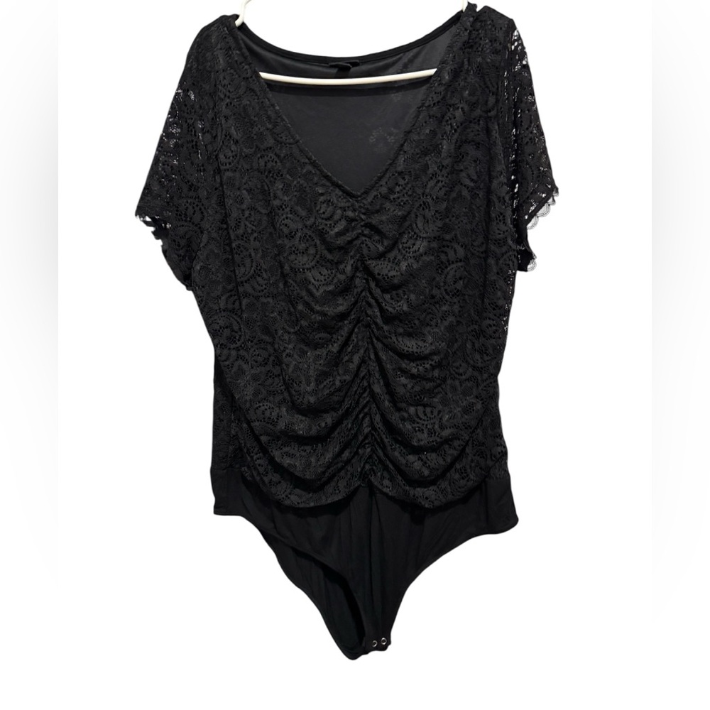 Torrid sz 3x Elegant Black Lace Bodysuit Top